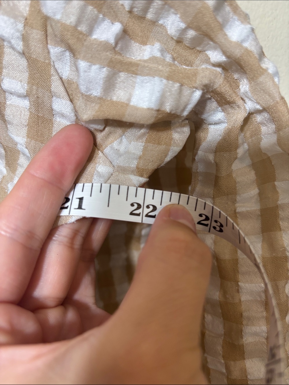 Beige and White Gingham Button-Front Women's Top - Picture 4 of 5